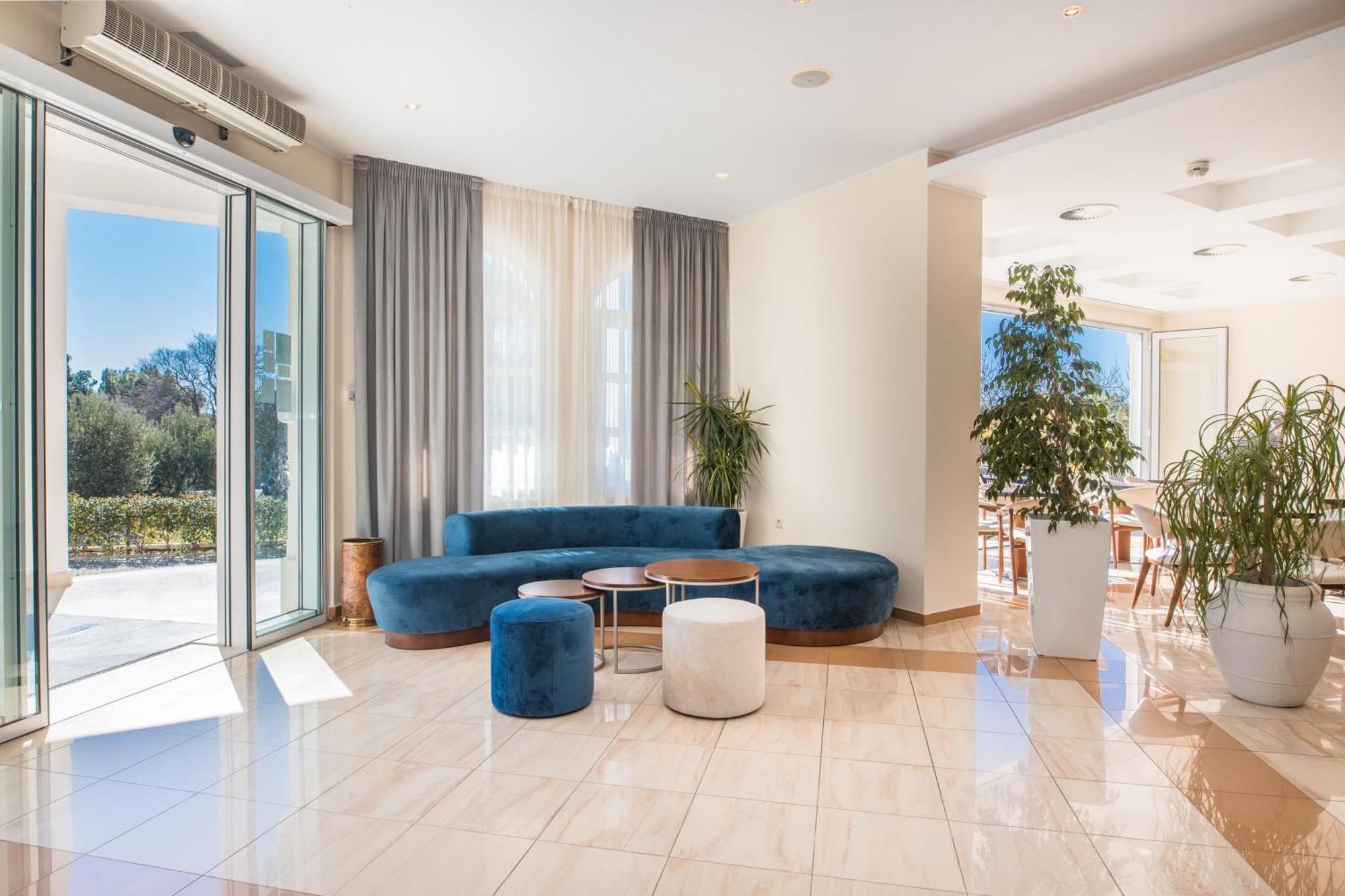 Hotel Bella Vista ドルヴェニク エクステリア 写真